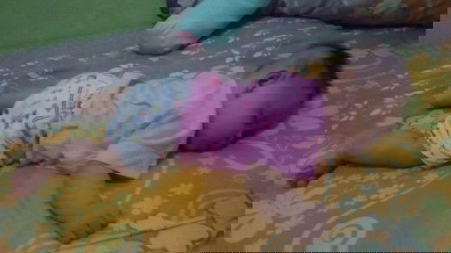 Tidur tengkurap usia 4bulan 15hari. Bahaya tidak y?