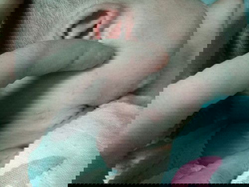 Bé 1 tháng 10 ngày