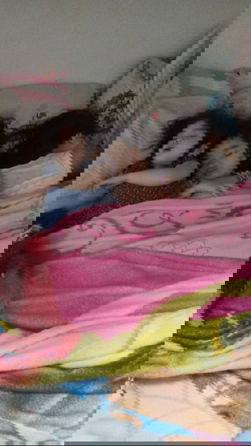 Nahilik din po ba si baby nenyo?