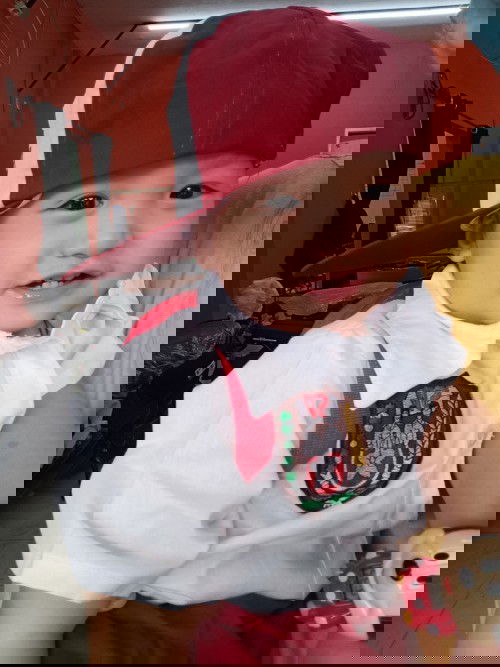 Apa yg paling ngeselin dan yg paling bikin makin sayang dari Anak Bunda?