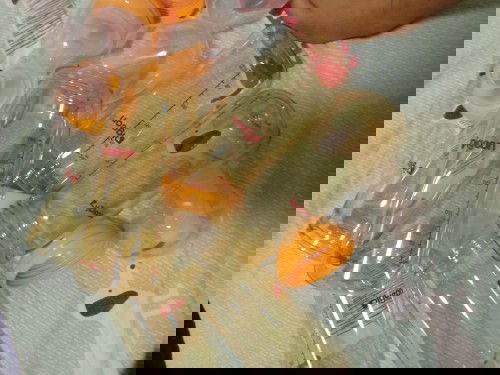 ขายค่ะ pigeon 8 ออนซ์ สีชา 6 ขวด 800 บาท