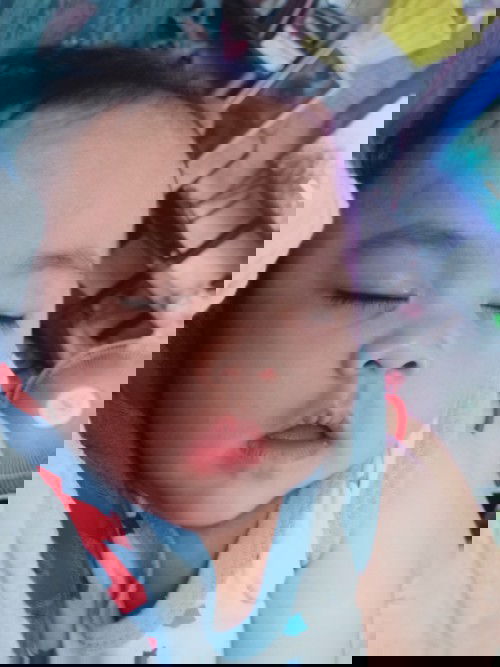 Mga mommies anu po magandang gamot para sa sipon ..ung baby ko kasi my sipon 3mos old palang siya...