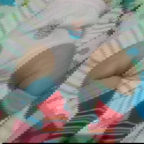 Bayi 3 bulan tp kaki bengok, katanya disuruh sering dibedong ?