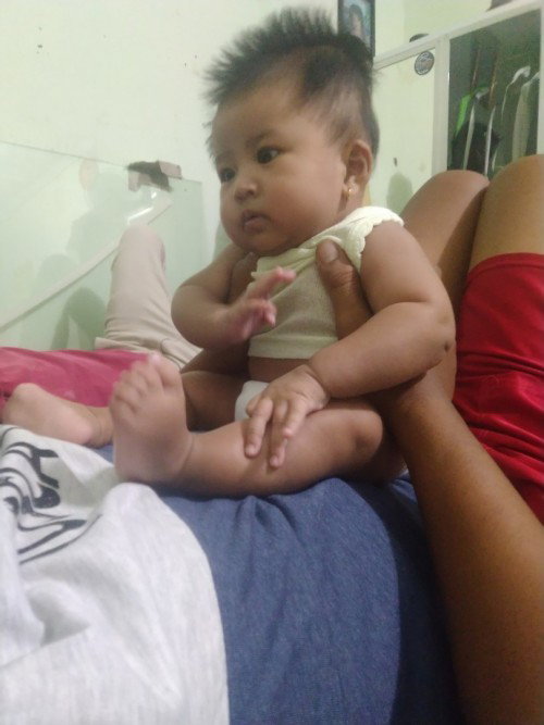 Bayi 4 bulan