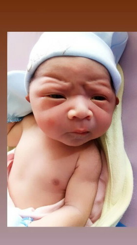 น้องคลอดธรรมชาติ นะค่ะ
น.น 2,910
17/05/64