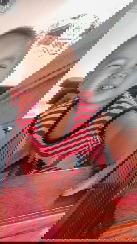 ยิ้มหวานบ้านไหนเป็นแบบนี้บ้างครับ