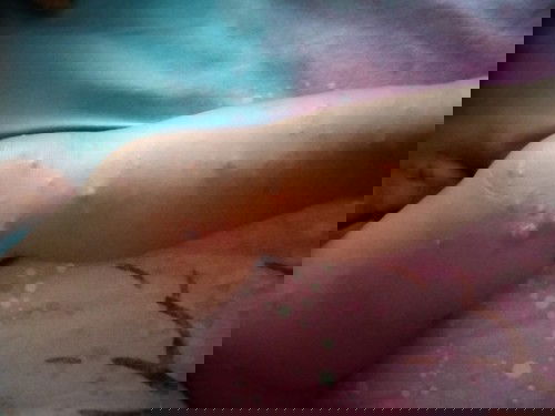 Please, sharingnya mom?