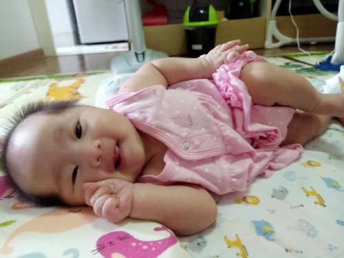 ลูกกินนมน้อย