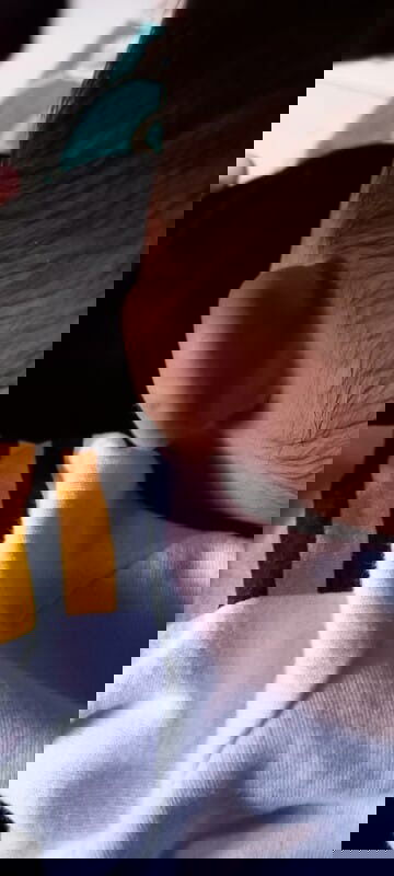 Bolongan ditelinga anak seperti tulang