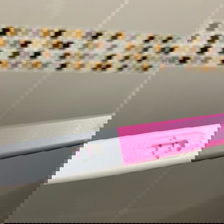 แท้งแล้วท้องต่อ