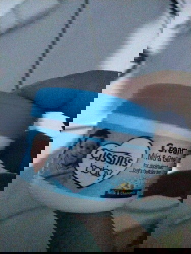 Baby cream Cussons biru