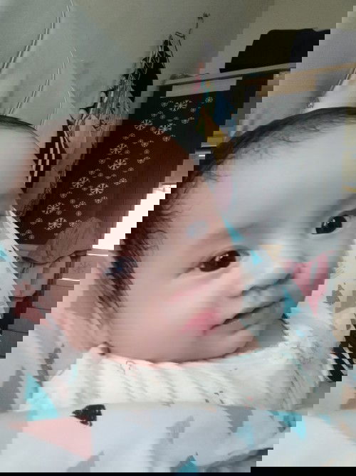 Bayi seperti kesulitan mecerna asi