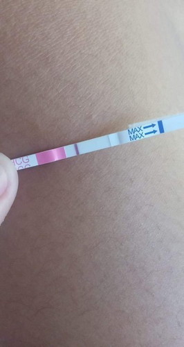 แบบนี้ท้องไหม ขีดที่2มันจางๆจนมองไม่เห็นเลย