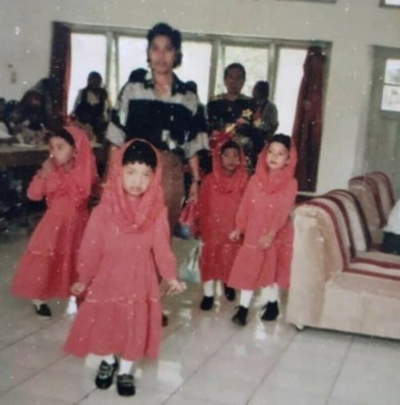 CERITA MASA KECIL