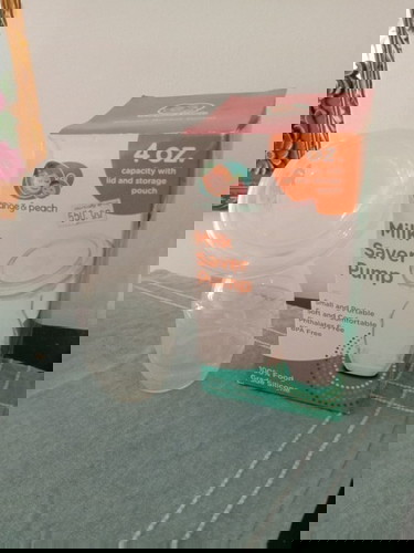 Preloved gamit ni baby bulacan area only
Stroller
Manual pump
Baby carier