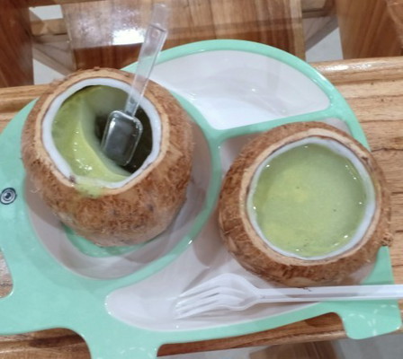 Thạch dừa vị lá dứa chồng e làm