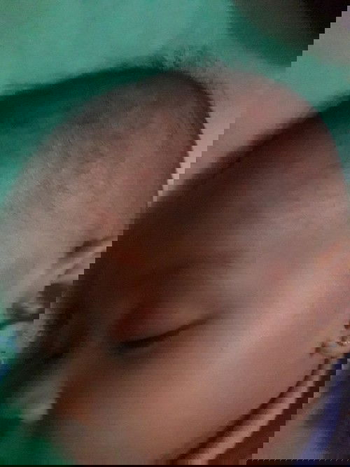 Bunda" ni knapa yah akhir" ni klo mlm ank sya lgi tidur ke bangun rewel dia ngunyek " muka jdiny gni