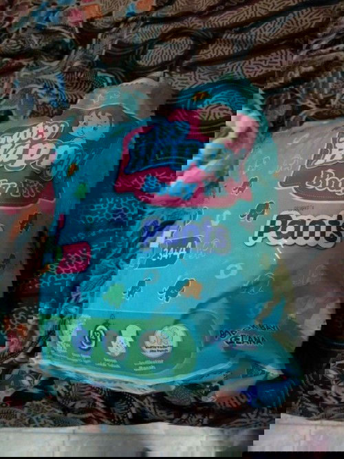 Giveaway diapers happy baby uk M