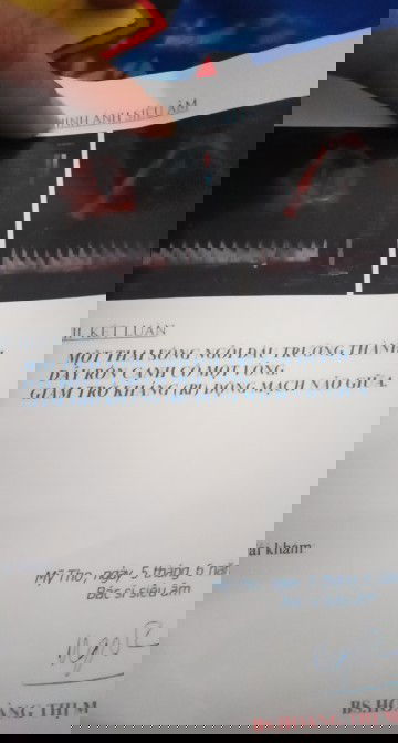 Mấy  mom oi em lo quá, hom qua di kham Ve  thì  BS  bé  bị day ron cuốn co, giam trở khang.