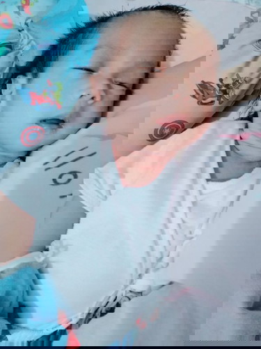 Paano kaya mawala ang bisyo ni baby sa pagpapakarga at hele 🥺 Help mga momsh😪 mag isa lang kasi aq