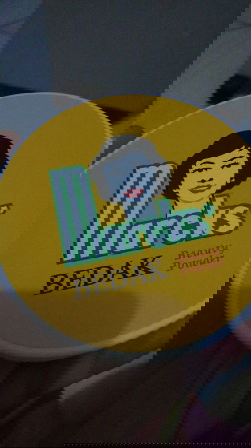 Bun ada yg Pake bedak ini ga?