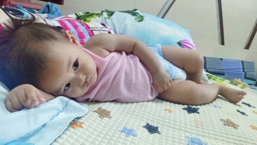 Berapa x bayi usia 6 bulan makan ya bunda?