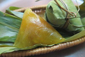 Bánh ú tro mùng 5