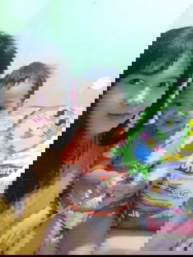 Si kecil aktif, tanpa worry