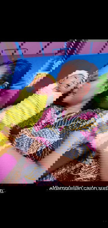 Alhamdulilah baby nya udh lounching usia 36minggu 4hari berat 2,9 baby boy