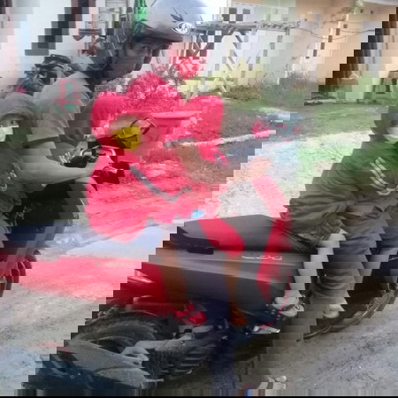 Salam anak jarak dekat dan penuh perjuangan