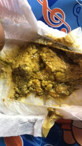 แบบนี้เรียกถ่ายมีมูกหรือป่าวค่ะ