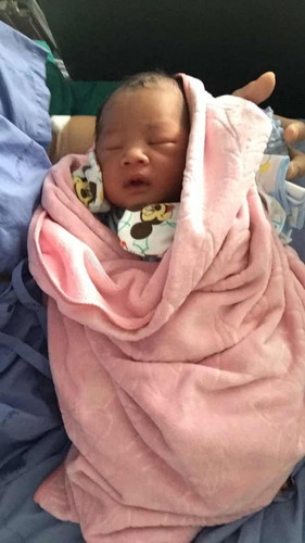 แตกแล้วงั้บบบบ