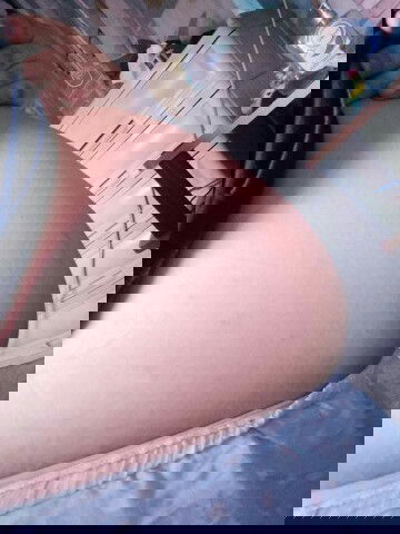 Maliit po ba ang tyan ko para sa 6 months?