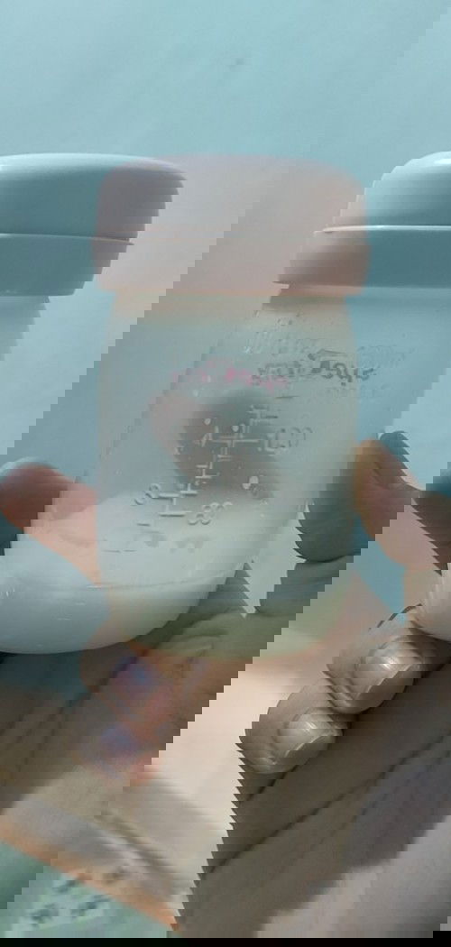 Ăn sữa mẹ chung sct