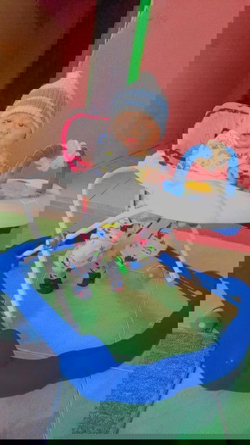 Usia 7 bulan tp belum bisa duduk dan merangkak