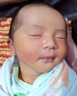 Alhamdulillah lahir dengan sehat..