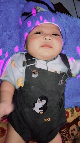 Ada ayang sama gak anak suka muntah banyak setelah menyusui π£entah karna apa takut nya berpengaruh