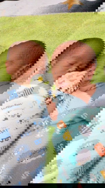 Alhamdulillah lahir baby twin