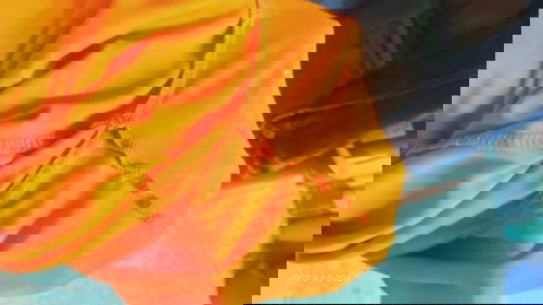 นอนอยู่ดีๆลุกขึ้นมามีน้ำใสๆออกมาใช่น้ำคล่ำไหมคะ ตอนนี้เราท้อง38w6dคะ