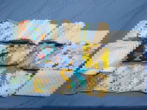 Preloved baju newborn (closed)