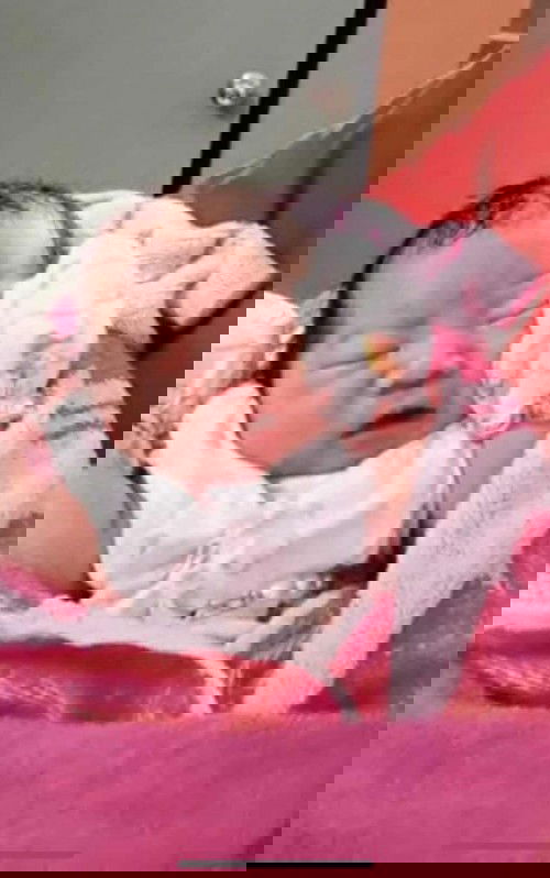 น้องชื่อแพรวาคะ