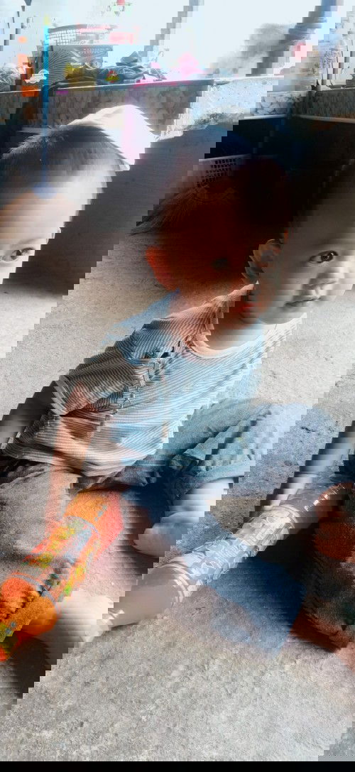 1ขวบ2เดือนผมยังยืนเองไม่ได้เลยคับ