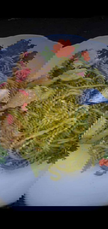 Lagi kontraksi ringan tibatiba pengen makan mie