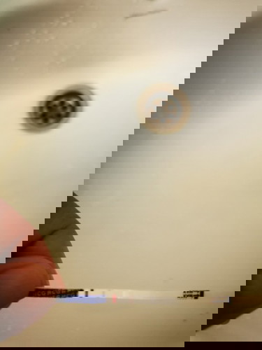 Keliru adakah prgnant atau tidak.