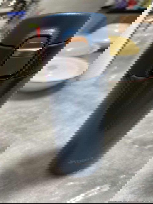 Thermo flask with straw that can be replaceable.