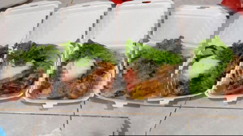 Numpang jualan nasi ayam Bun 🙏