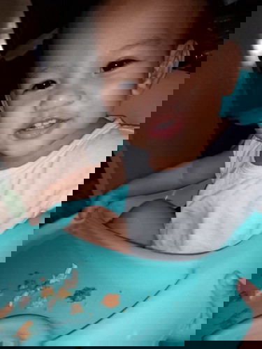 Paano ihelp si baby kumain ng madami