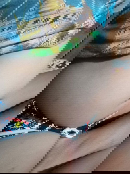 ท้องเล็กค่ะ​