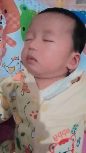 Anakku usia 2 bulan 19 hari lagi sakit batuk sama pilek dikasih apa ya bun? Biar cepet sembuh