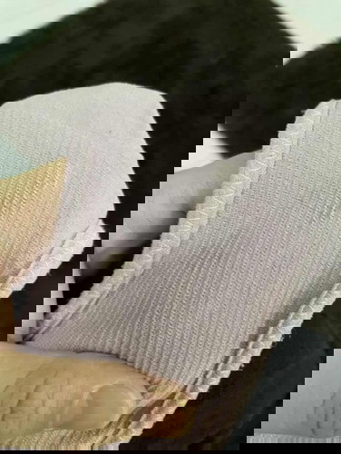 keluar beberapa titis warna koko dan keputihan
